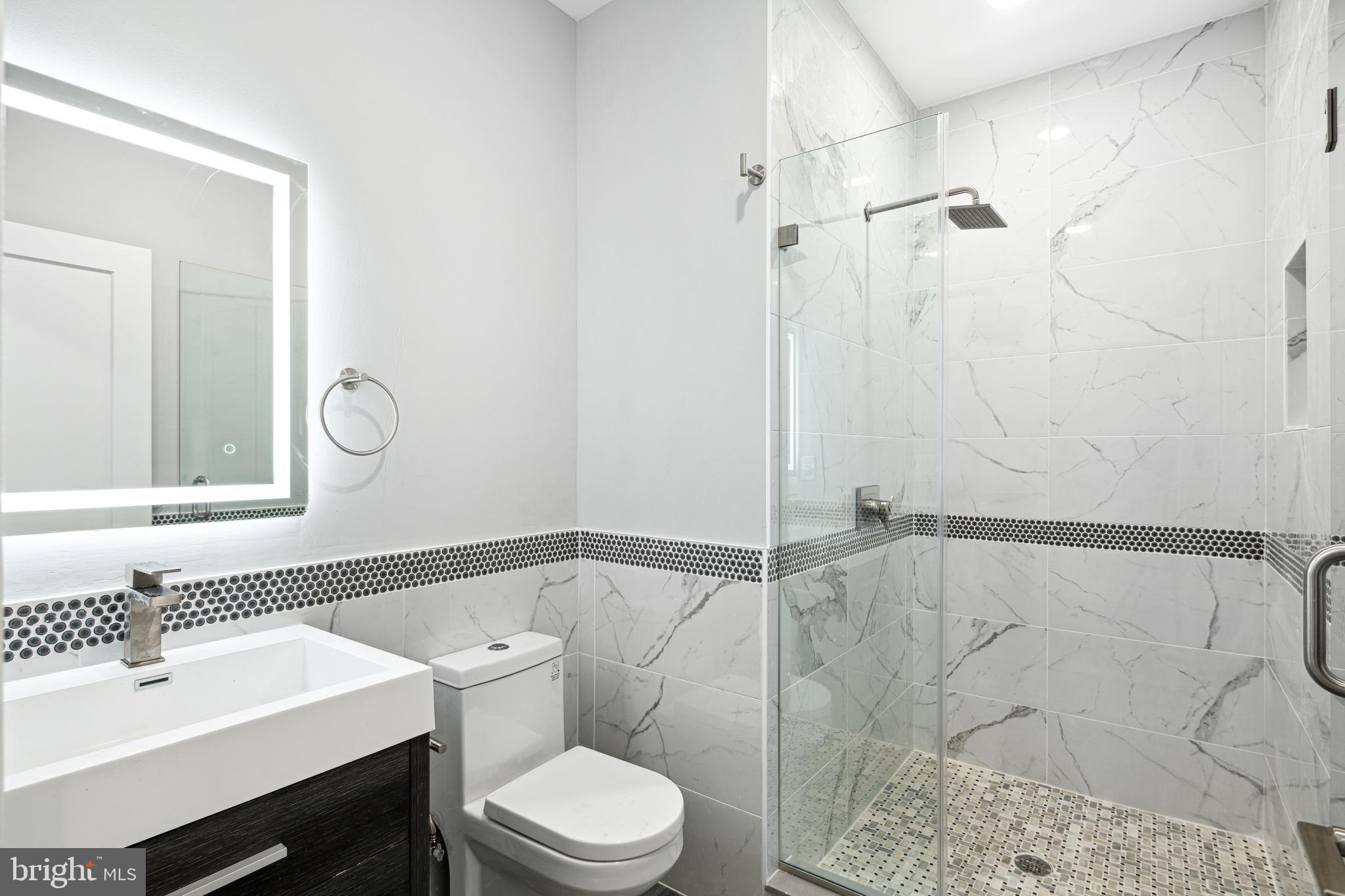 1124 Divinity Street Philadelphia, PA 19143 - Photo 33 of 37