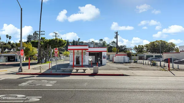 a view of street with