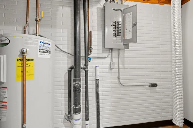 $174,900 | 2130 Elm View Drive, Unit A, Ashwaubenon, WI 54304