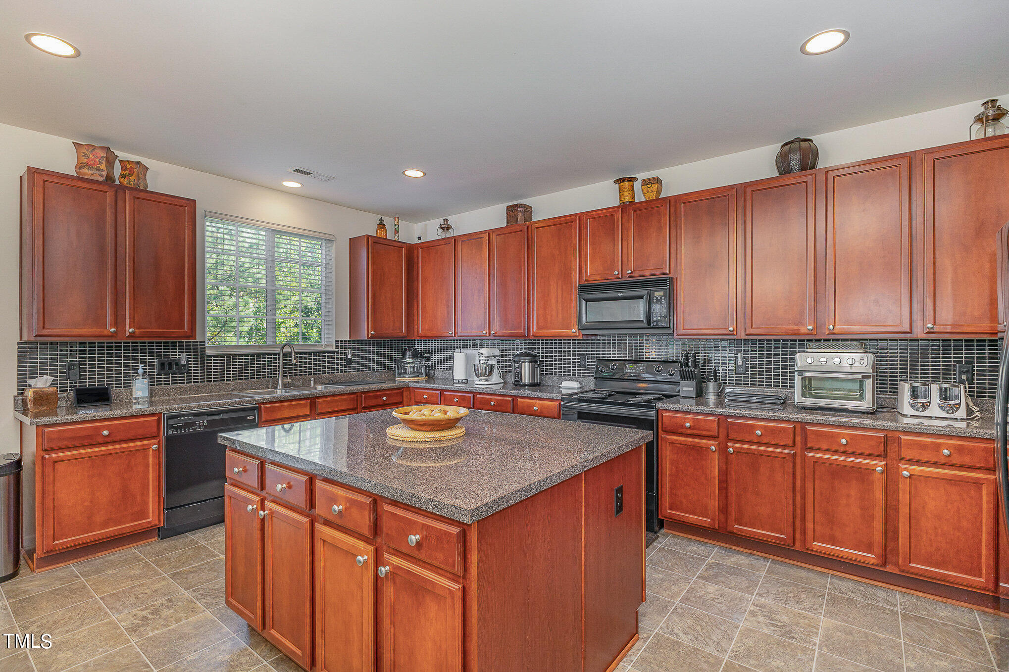 6049 Ricker Road Raleigh, NC 27610 - Photo 10 of 31 010_cy1a8709-edit