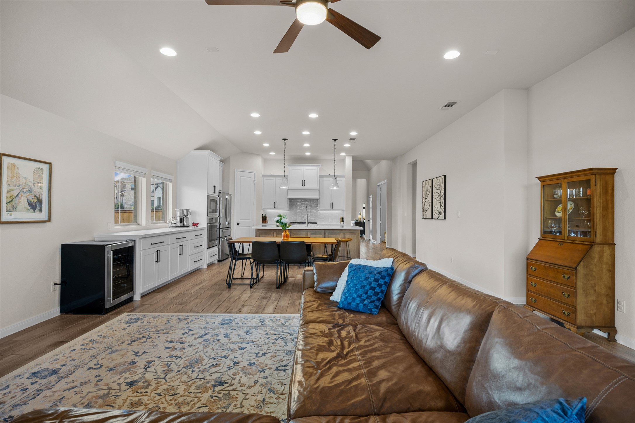 1200 Scenic Grn Loop Georgetown, TX 78628 - Photo 14 of 40 Open concept
