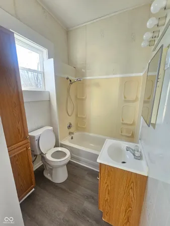 $209,900 | 803 High Street, Middletown, IN 47356