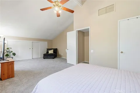 $999,000 | 23943 Vía Flamenco, Valencia, CA 91355