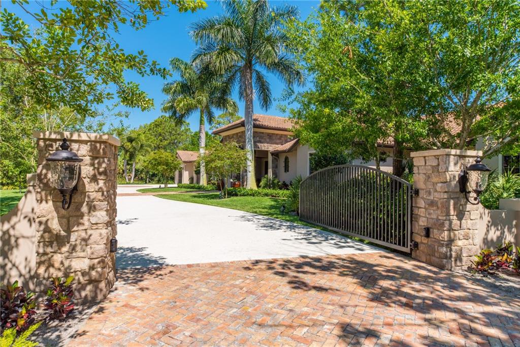 2760 Southwest Murphy Road Palm City, FL 34990 - Photo 12 of 44 Gallery Image 12