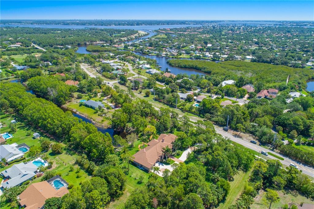 2760 Southwest Murphy Road Palm City, FL 34990 - Photo 7 of 44 Gallery Image 7