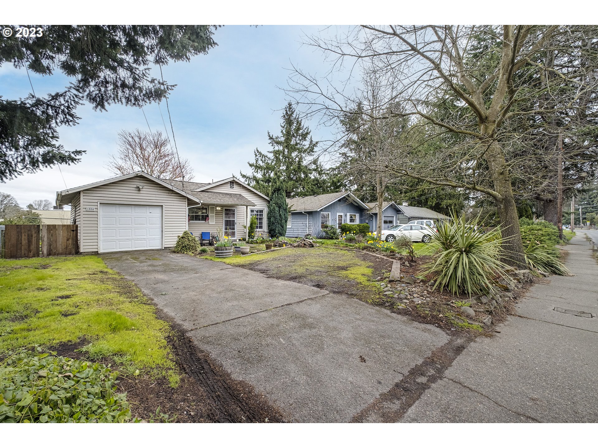 1504 Northeast Cornell Road Hillsboro, OR 97124 - Photo 2 of 26