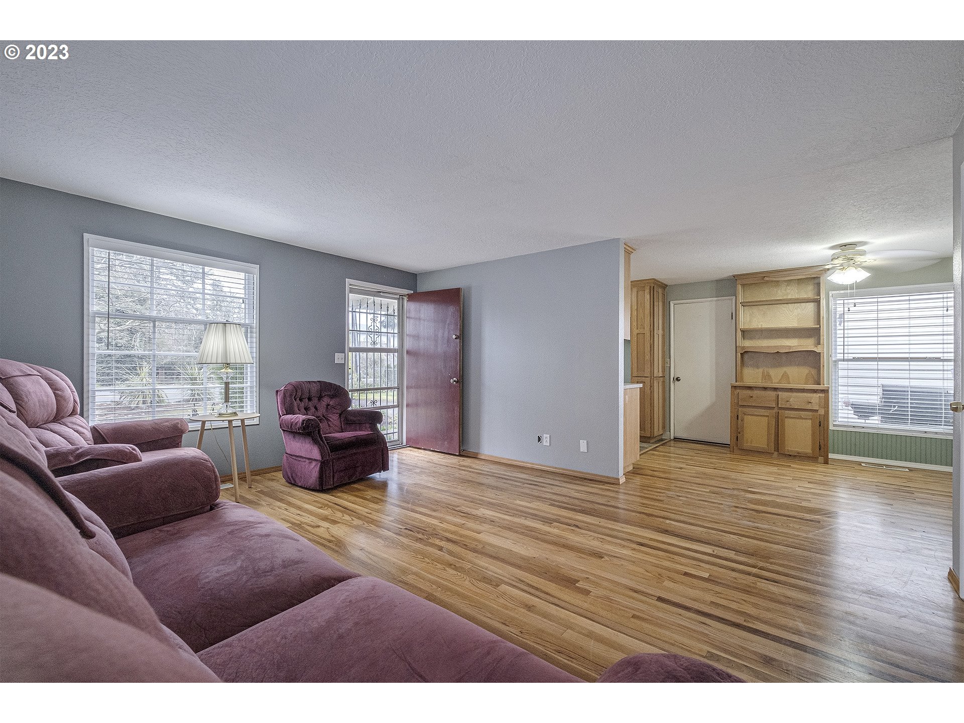 1504 Northeast Cornell Road Hillsboro, OR 97124 - Photo 4 of 26