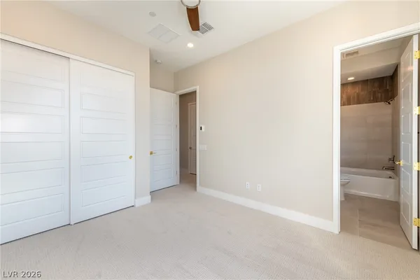 $8,000 | 5086 Canyon Crossing Street, Las Vegas, NV 89135