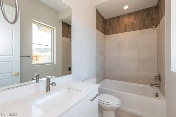 $8,000 | 5086 Canyon Crossing Street, Las Vegas, NV 89135