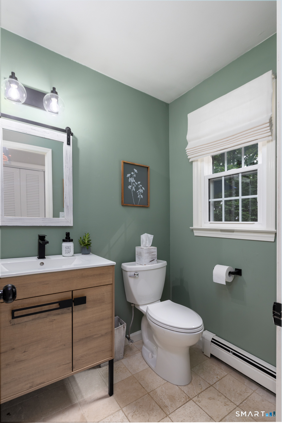 11 Cobblers Mill Road Newtown, CT 06482 - Photo 16 of 34 Updated Half Bath
