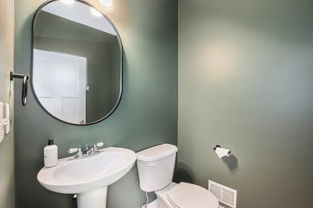 $799,900 | 16659 Adler Drive, West Olive, MI 49460