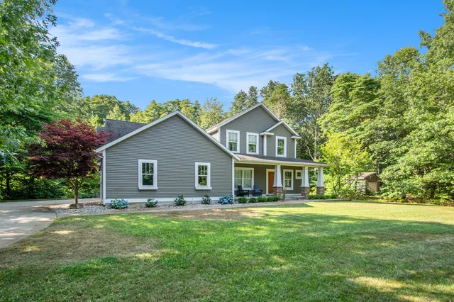 $799,900 | 16659 Adler Drive, West Olive, MI 49460