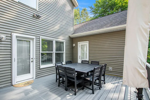 $799,900 | 16659 Adler Drive, West Olive, MI 49460