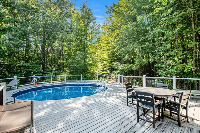 $799,900 | 16659 Adler Drive, West Olive, MI 49460