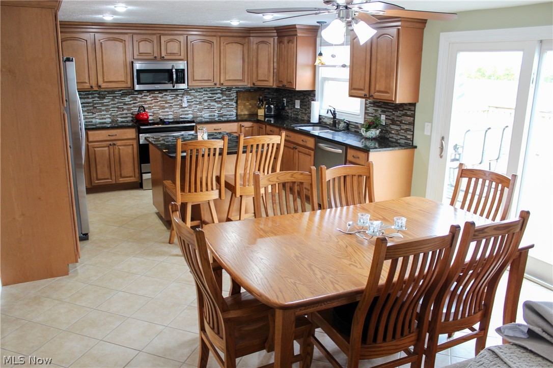 4025 Dayton Road Madison, OH 44057 - Photo 8 of 35