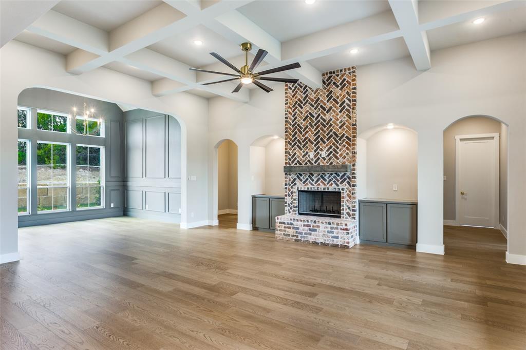 2047 Woodland Road Weatherford, TX 76088 - Photo 12 of 32 Gallery Image 12