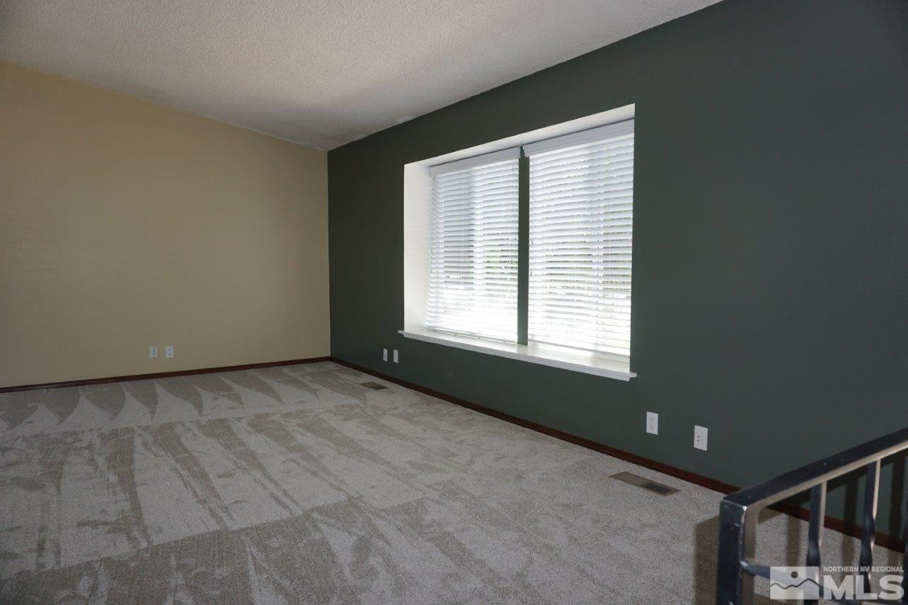 4401 Reggie Road Reno, NV 89502 - Photo 5 of 25 Photo 5