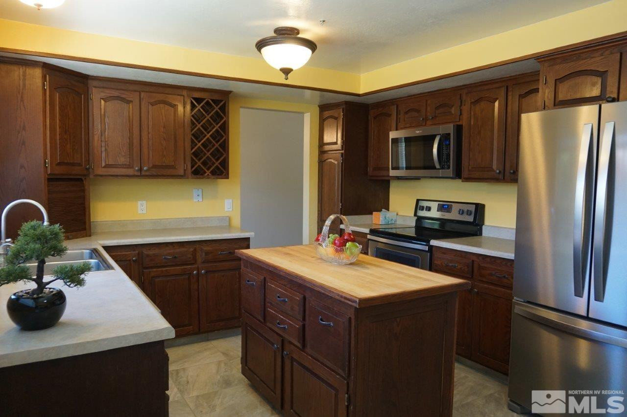 4401 Reggie Road Reno, NV 89502 - Photo 10 of 25 Photo 10