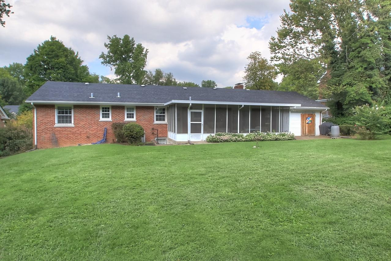 120 Tahoma Road Lexington, KY 40503 - Photo 28 of 35 Photo 28