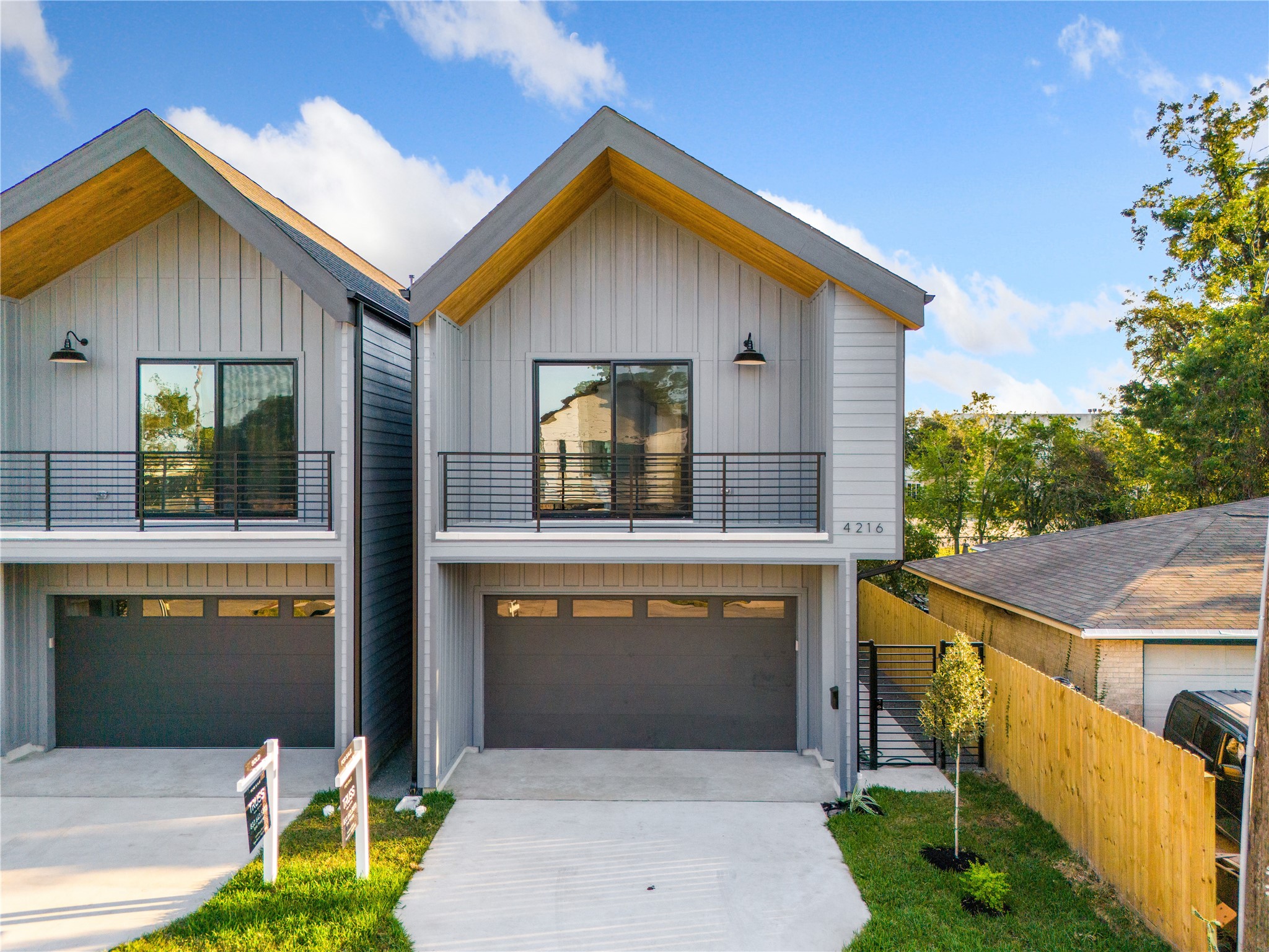 4218 Nichols Street Houston, TX 77020 - Photo 42 of 45 a front view of house with yard and trees in the background