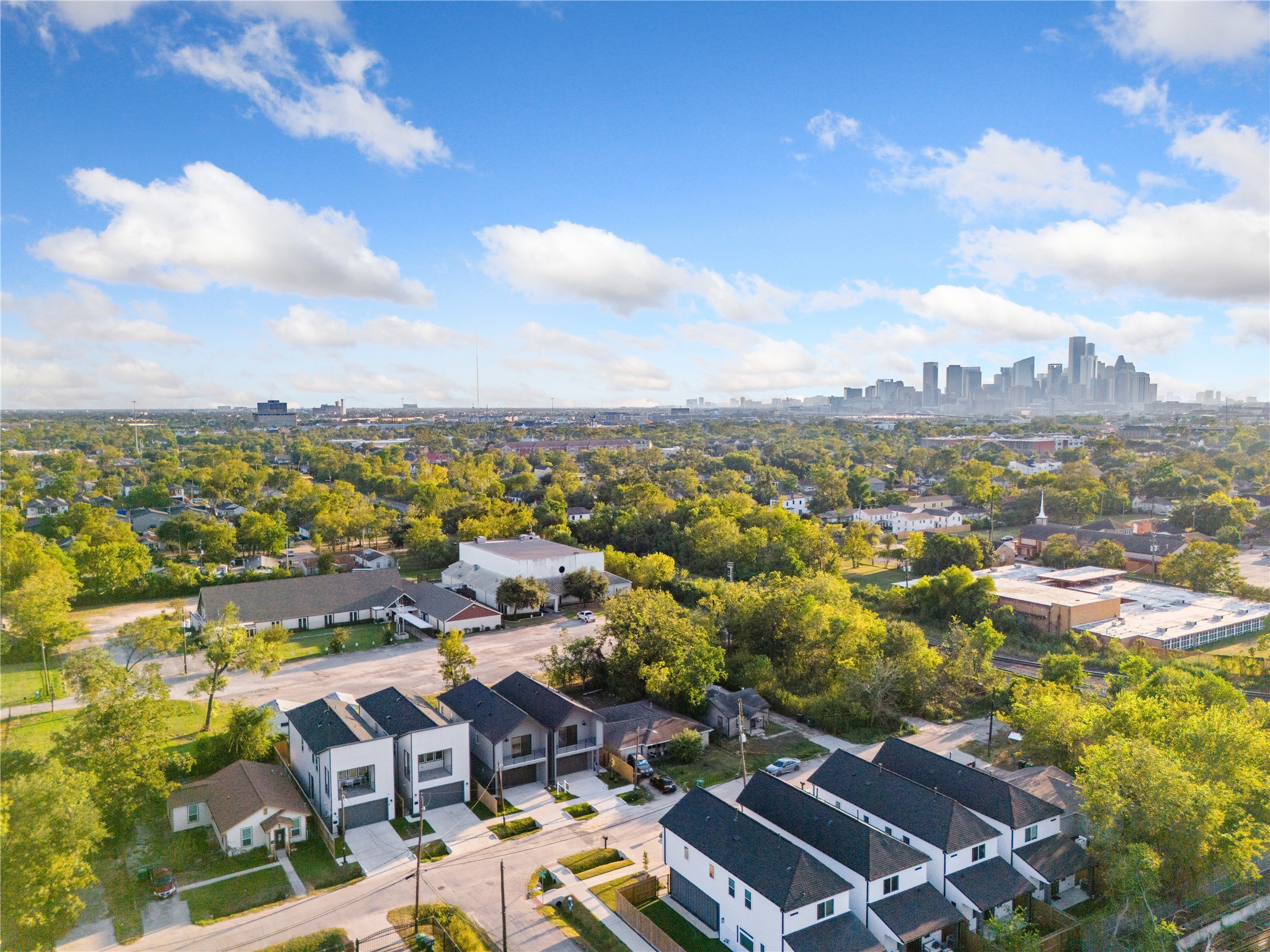 4218 Nichols Street Houston, TX 77020 - Photo 44 of 45 an aerial view of residential houses with outdoor space