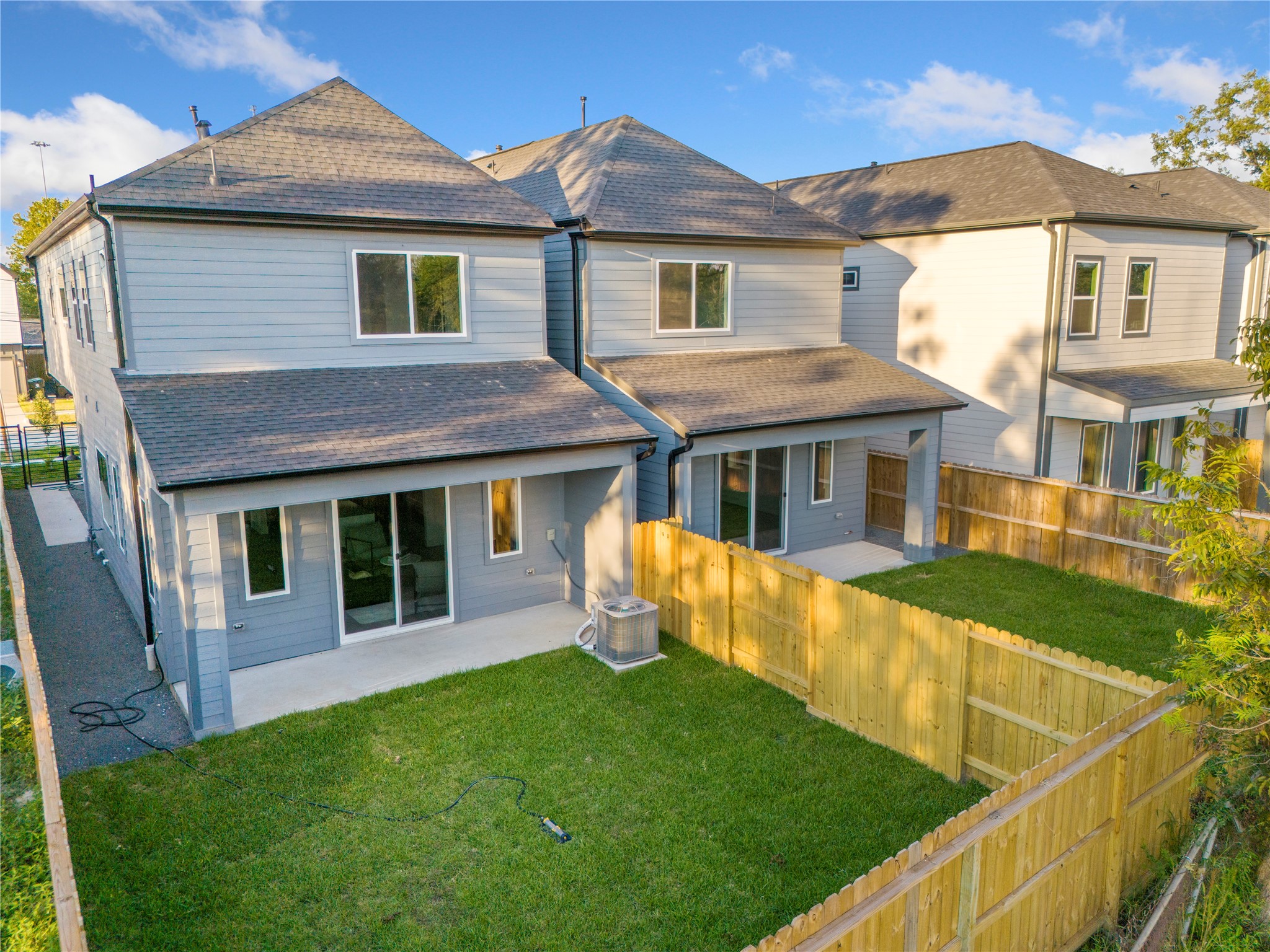 4218 Nichols Street Houston, TX 77020 - Photo 45 of 45 a front view of a house with a yard