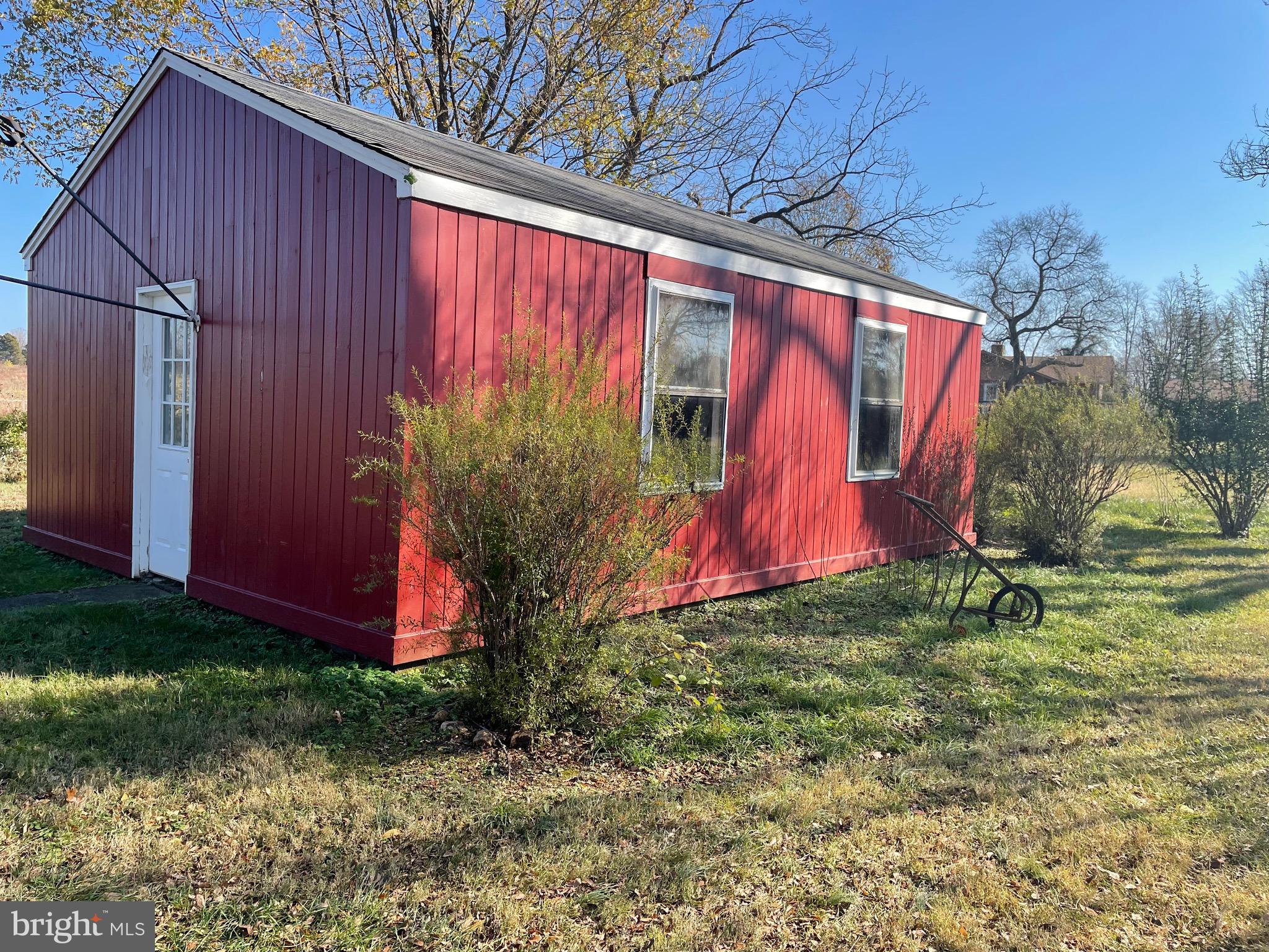 8489 Meetze Road Warrenton, VA 20187 - Photo 4 of 52 Gallery Image 4