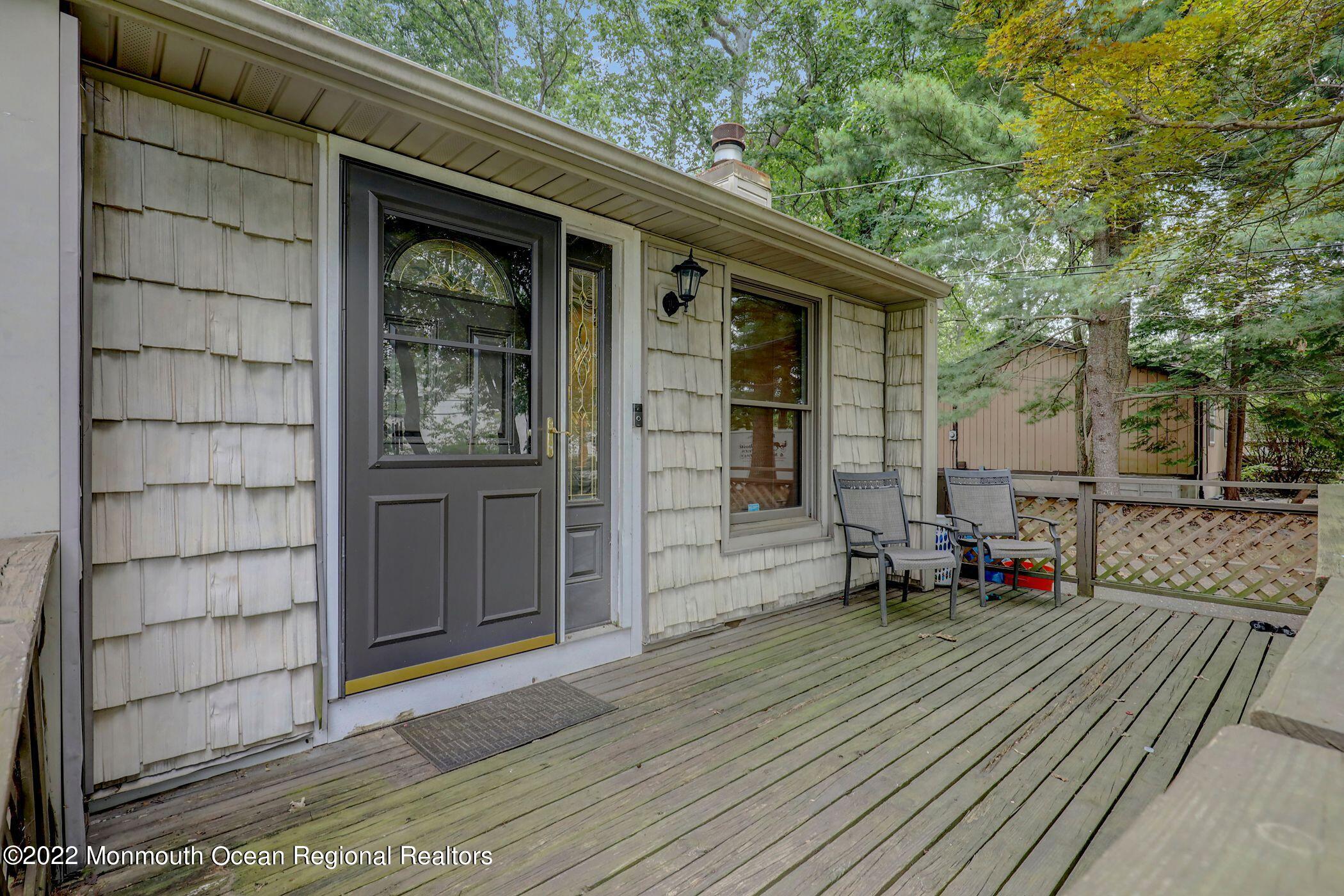 956 Anderson Road Jackson, NJ 08527 - Photo 5 of 21 956 anderson front showing front deck