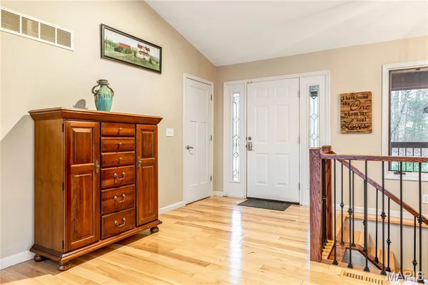 $599,900 | 877 Red Fox Drive, Innsbrook, MO 63390