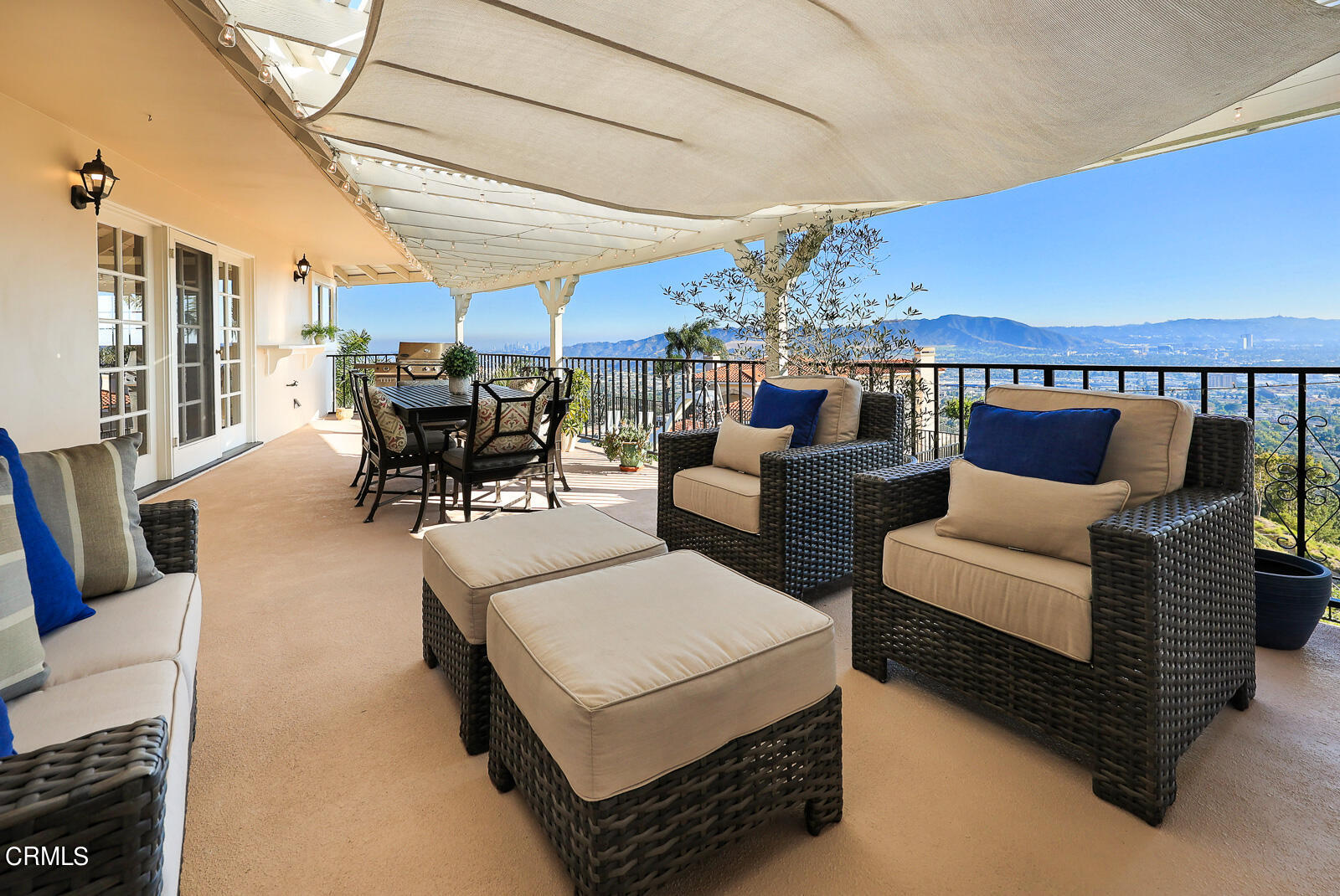 Undisclosed Address Burbank, CA 91501 - Photo 26 of 70 a living room with furniture and a table