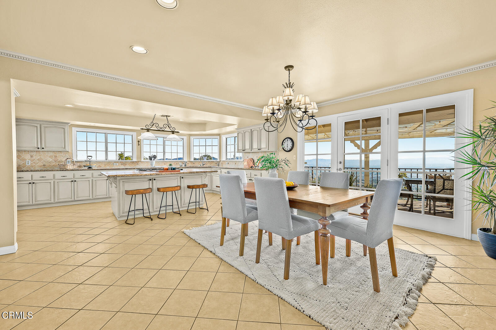 Undisclosed Address Burbank, CA 91501 - Photo 10 of 70 a dining room with furniture and chandelier