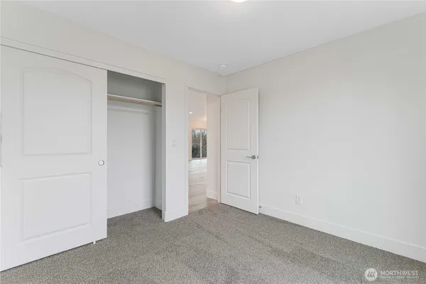 $377,850 | 308 North Sandy Loop, Moses Lake, WA 98837