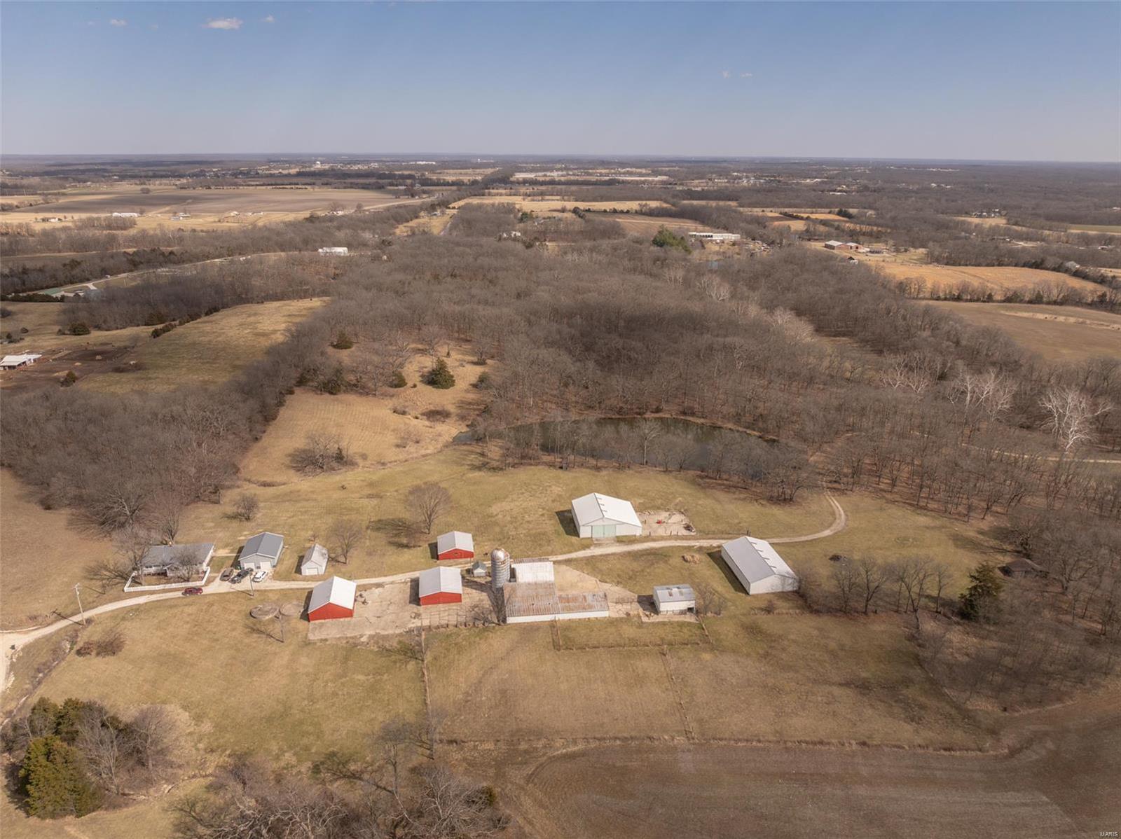 242 Gerding Road Troy, MO 63379 - Photo 33 of 99