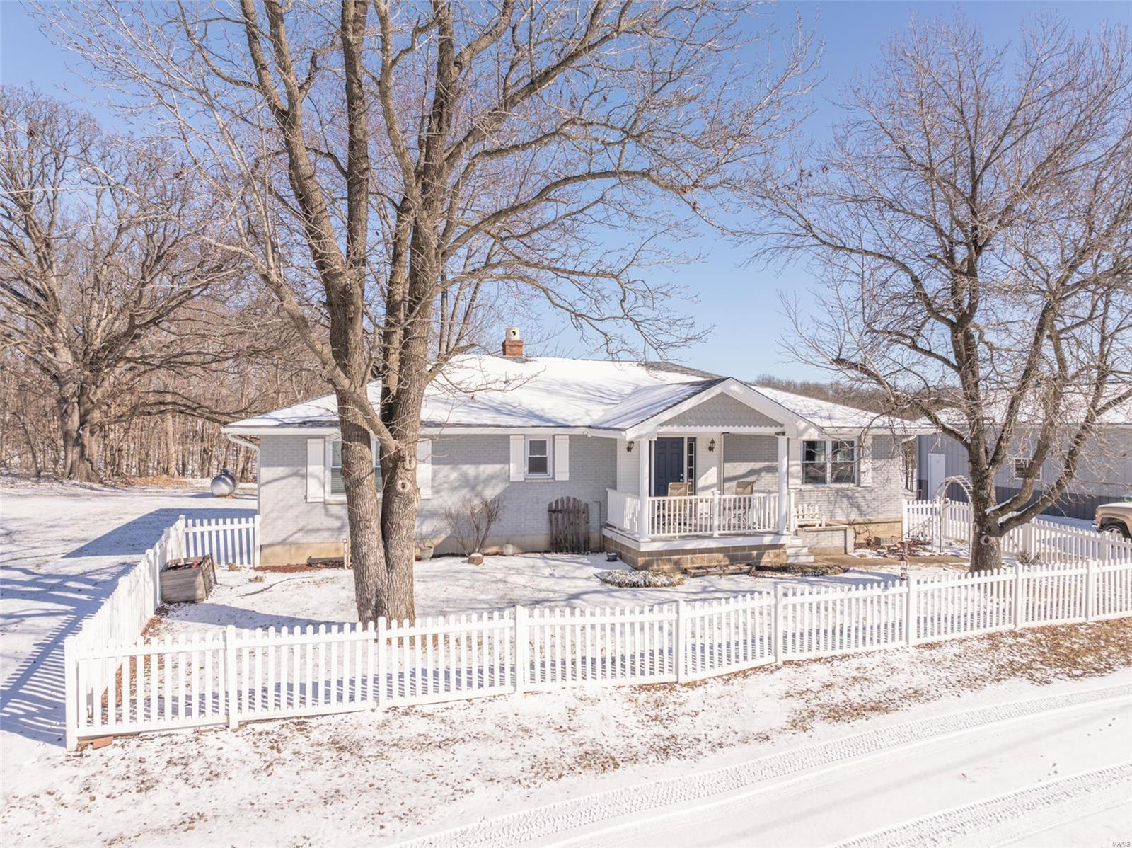 242 Gerding Road Troy, MO 63379 - Photo 6 of 99