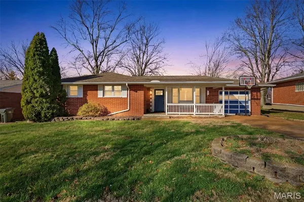 $230,000 | 705 Leo Street, Waterloo, IL 62298