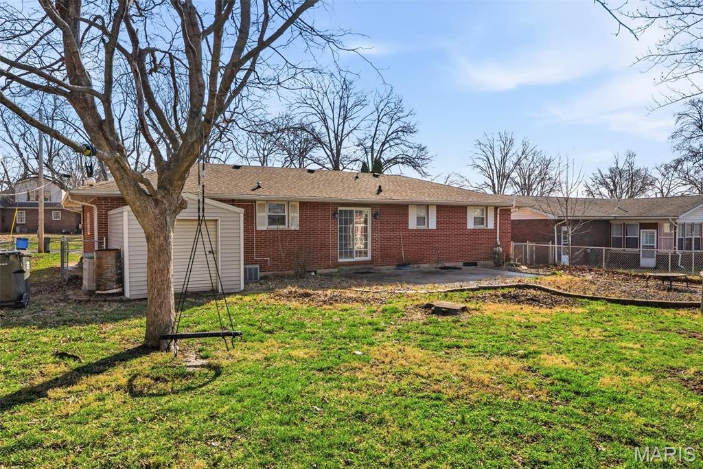 705 Leo Street Waterloo, IL 62298 - Photo 4 of 33