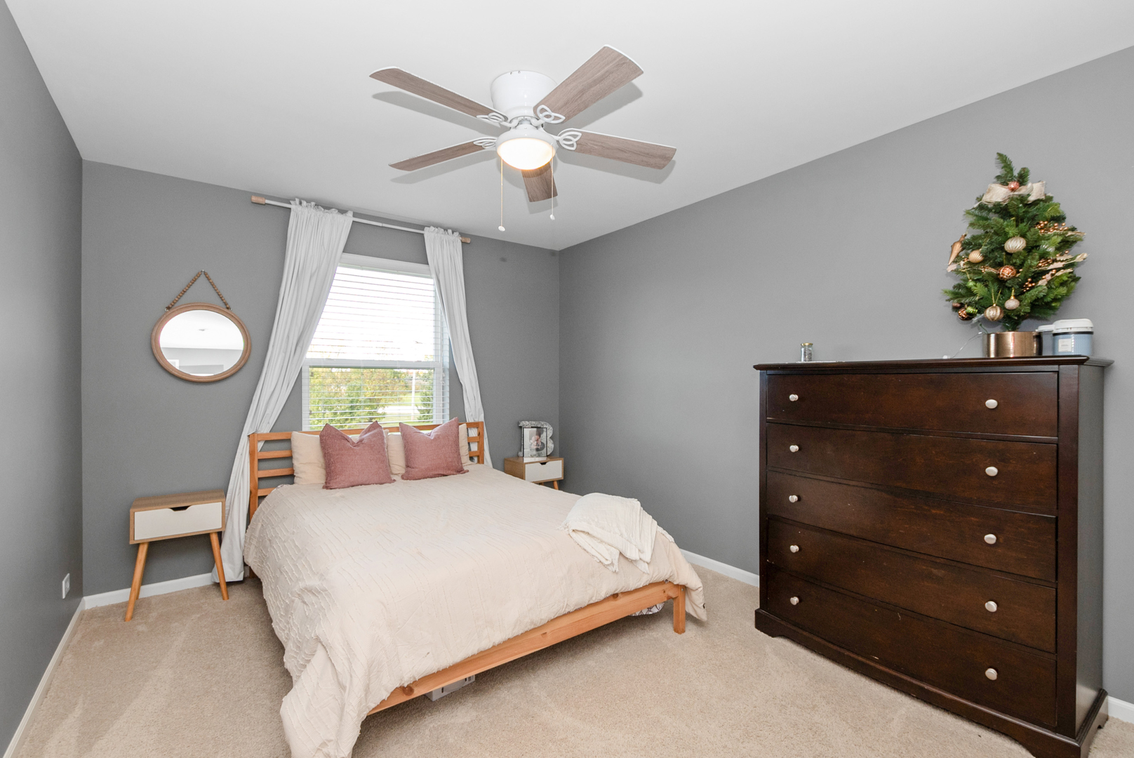 1981 Stapleton Road New Lenox, IL 60451 - Photo 18 of 33 a bedroom with a bed and a potted plant
