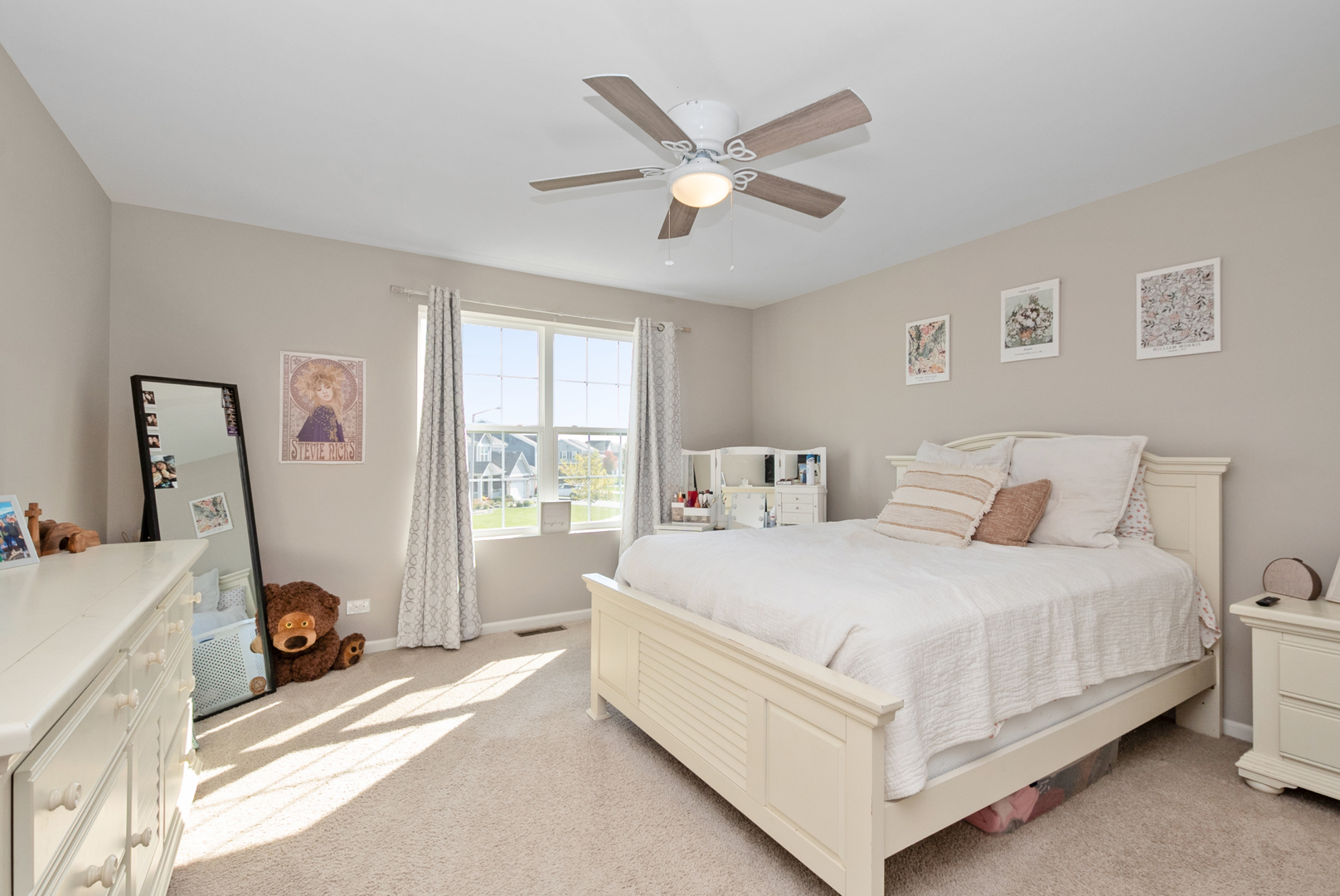 1981 Stapleton Road New Lenox, IL 60451 - Photo 20 of 33 a bedroom with a bed and a large window