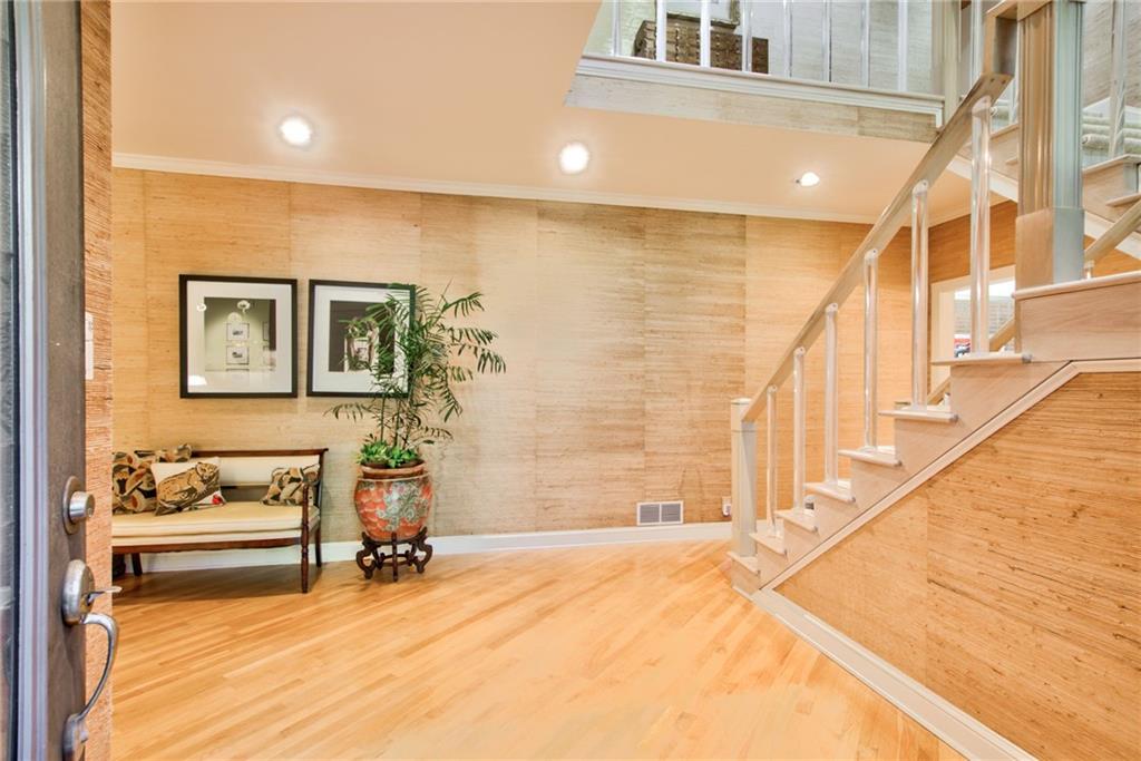 1075 Riverside Trace Northwest Sandy Springs, GA 30328 - Photo 3 of 42 Gallery Image 3
