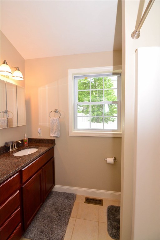 8 Hickory Road Cumberland, RI 02864 - Photo 11 of 19