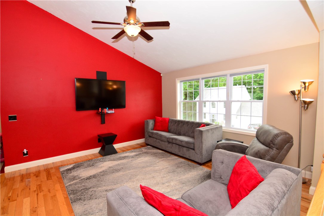 8 Hickory Road Cumberland, RI 02864 - Photo 8 of 19