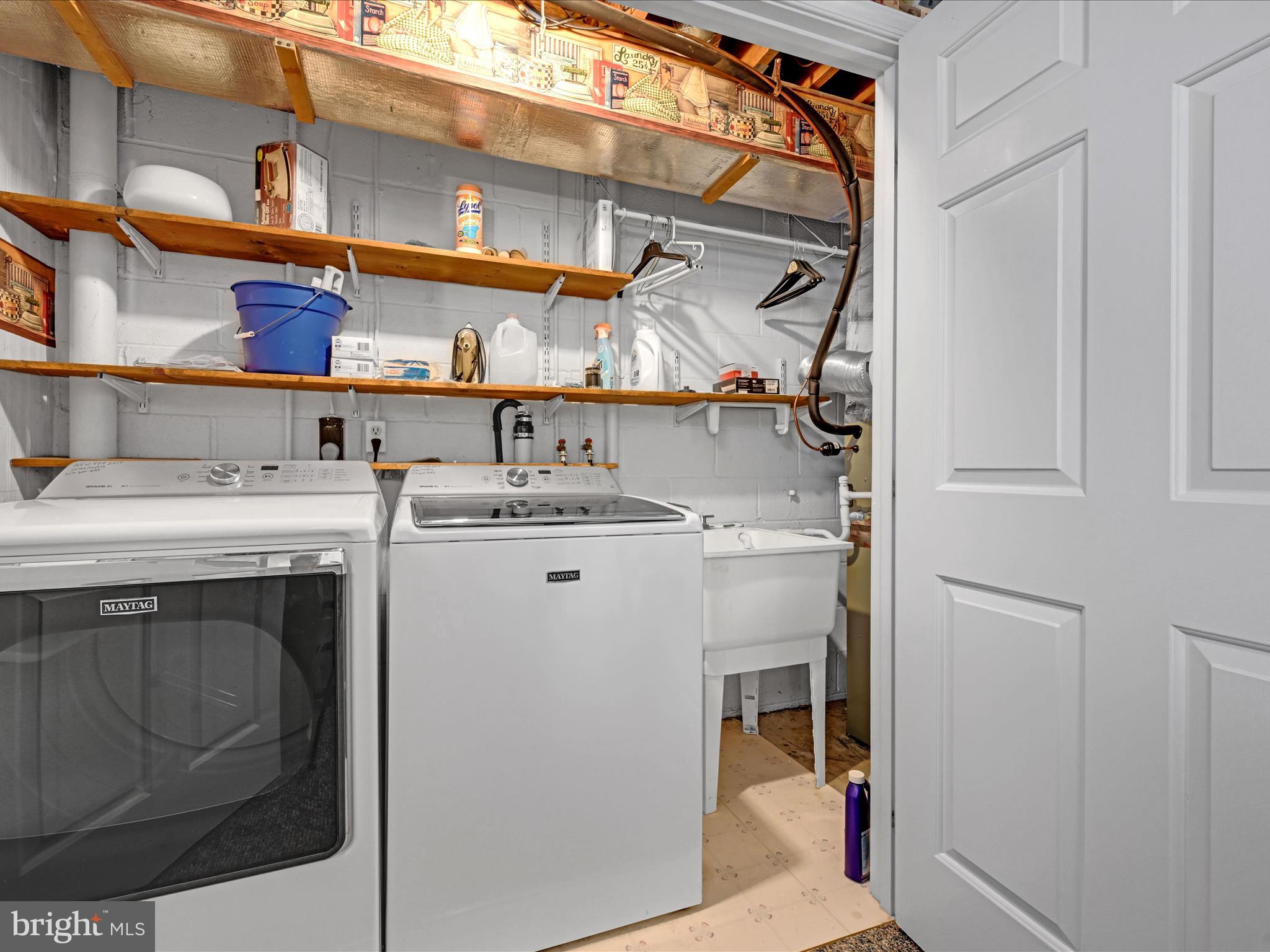 1204 Chambers Ridge, Unit 1204 York, PA 17402 - Photo 21 of 28 Laundry Room