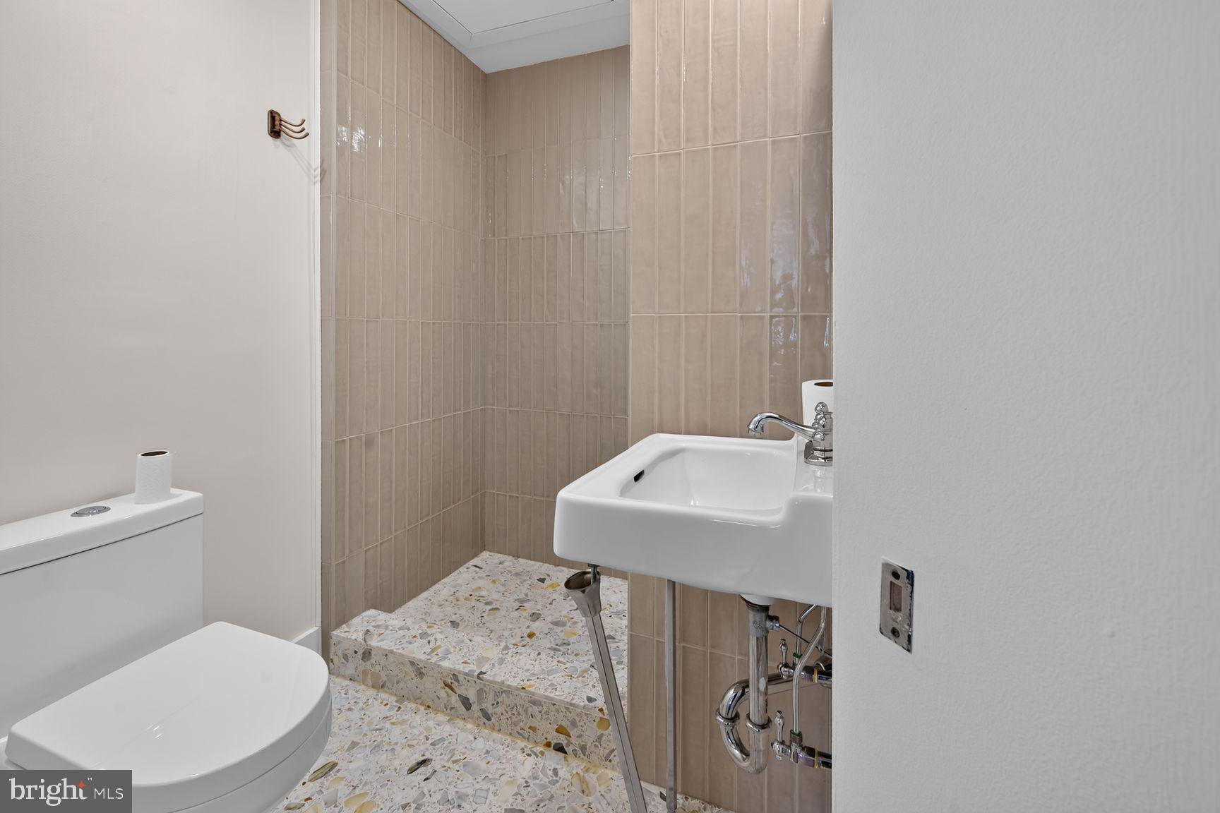 3120 R Street Northwest, Unit 207 Washington, DC 20007 - Photo 14 of 19 Gallery Image 14
