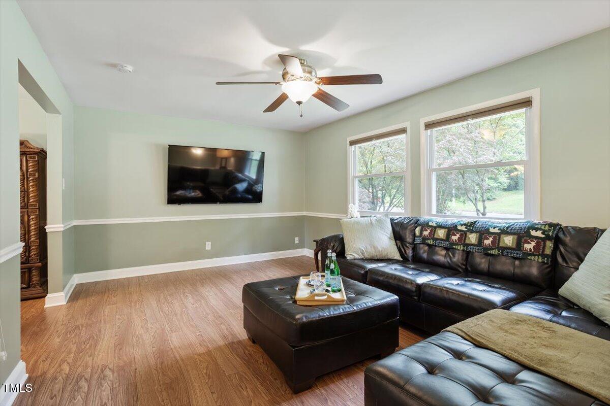 14-1109 Buckingham Rd [2245367]_14