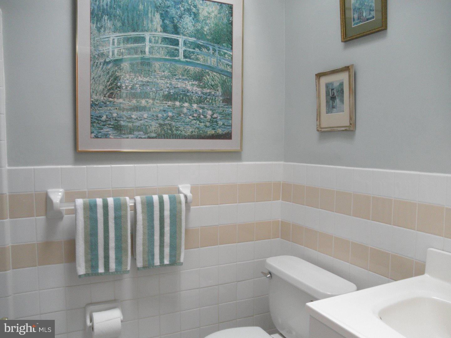 590 Wanamaker Road Jenkintown, PA 19046 - Photo 14 of 25 Bathroom