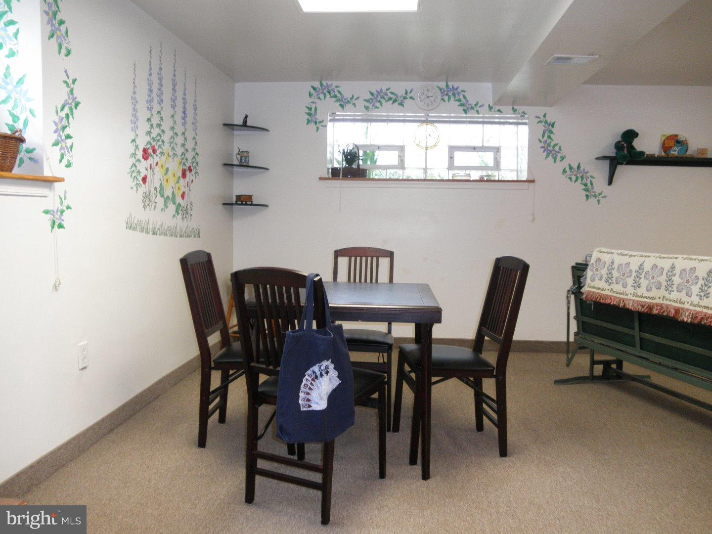 590 Wanamaker Road Jenkintown, PA 19046 - Photo 16 of 25 Family Room