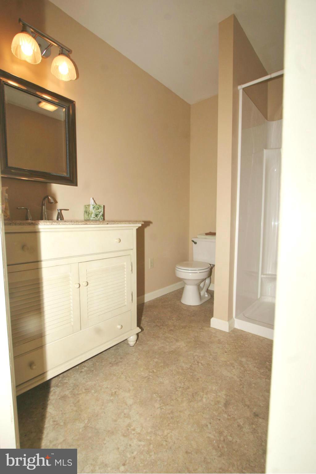 18829 Preston Road Hagerstown, MD 21742 - Photo 12 of 23 Bath
