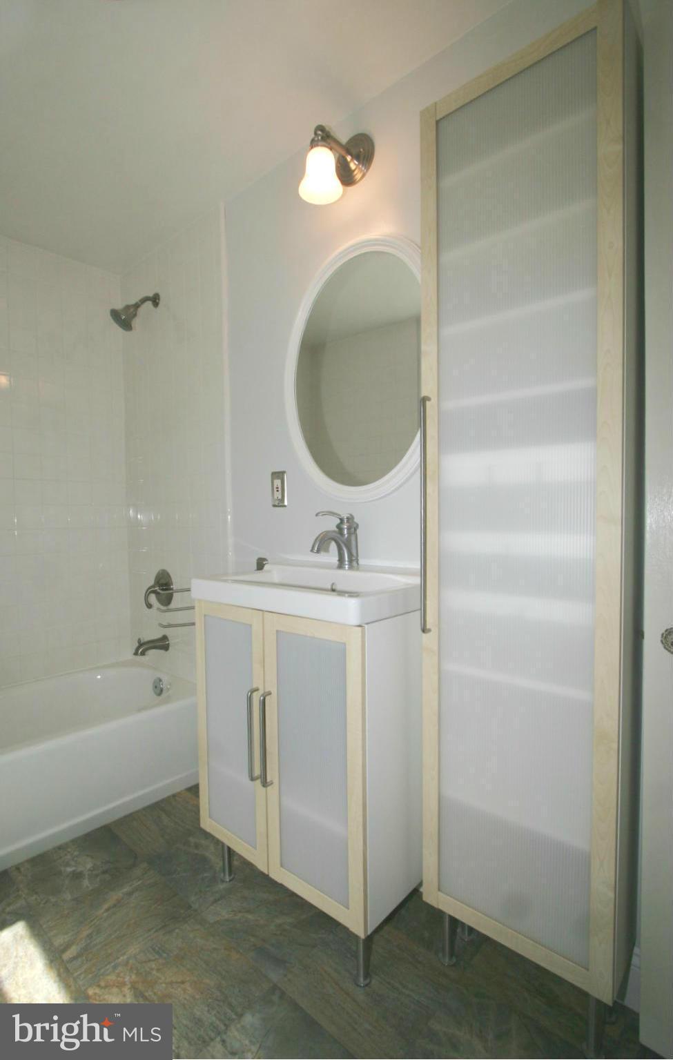18829 Preston Road Hagerstown, MD 21742 - Photo 15 of 23 Bath (Master)