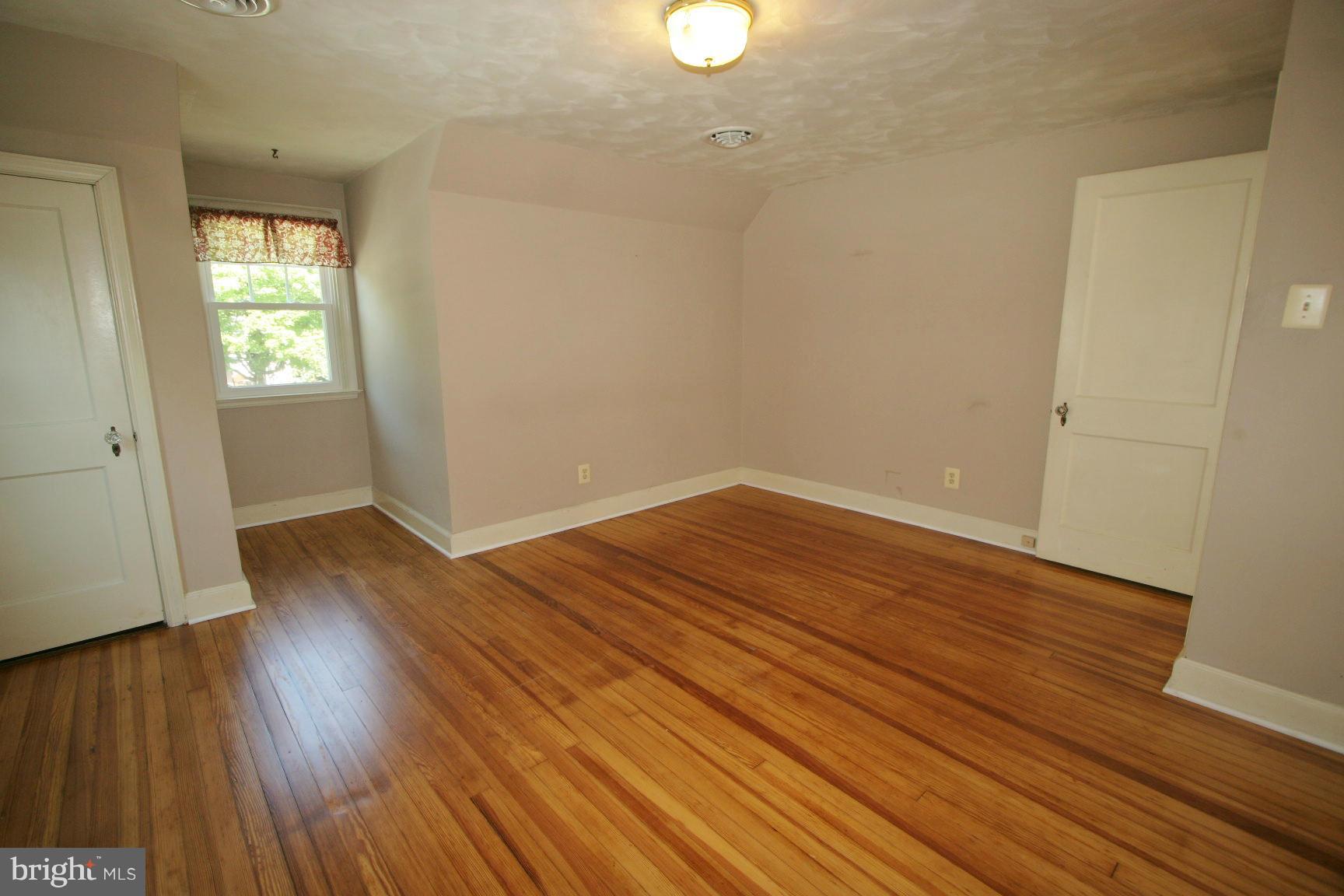 18829 Preston Road Hagerstown, MD 21742 - Photo 16 of 23 Bedroom (Master)
