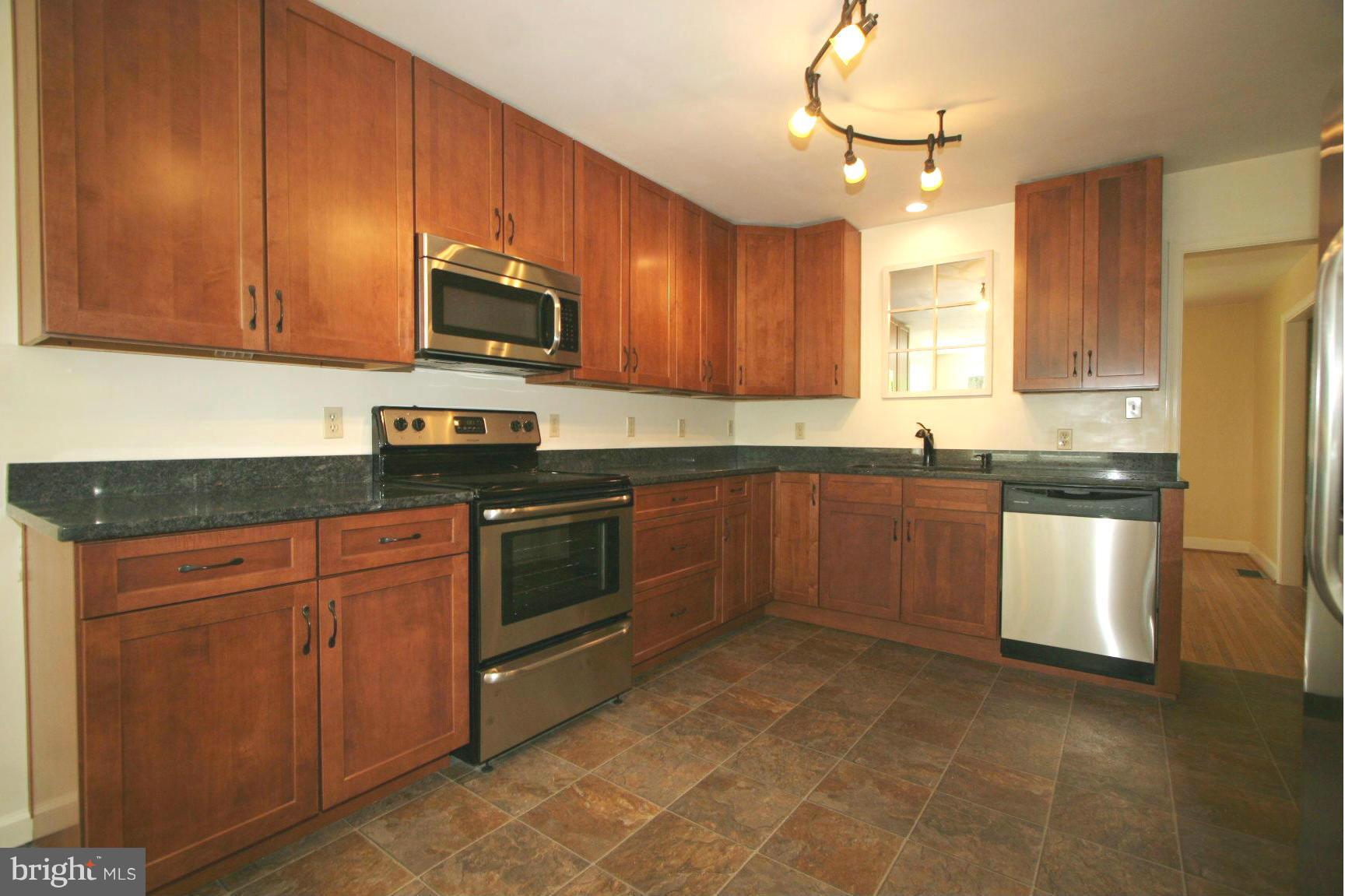 18829 Preston Road Hagerstown, MD 21742 - Photo 6 of 23 Kitchen